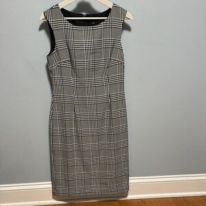 Ann Taylor Factory Black and White Sheath Dress